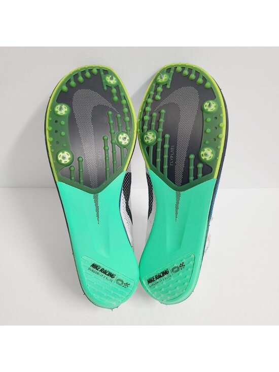 Athletic_Shoes